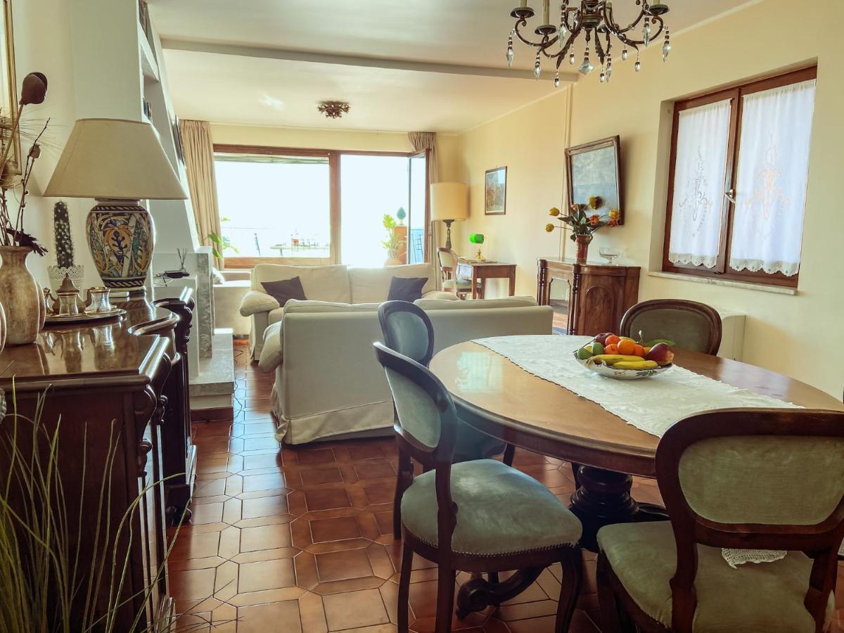 Casa Carla Apartment Таормина Екстериор снимка