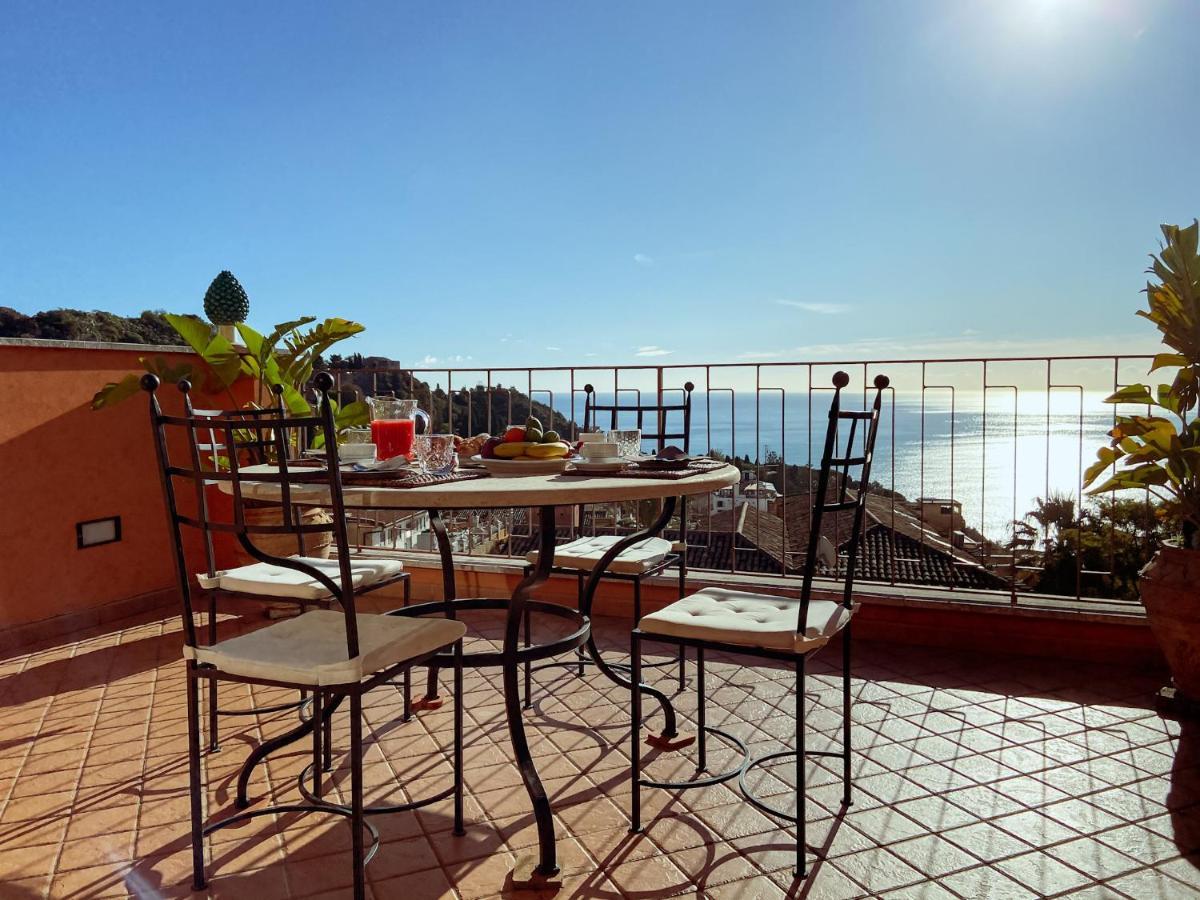 Casa Carla Apartment Таормина Екстериор снимка